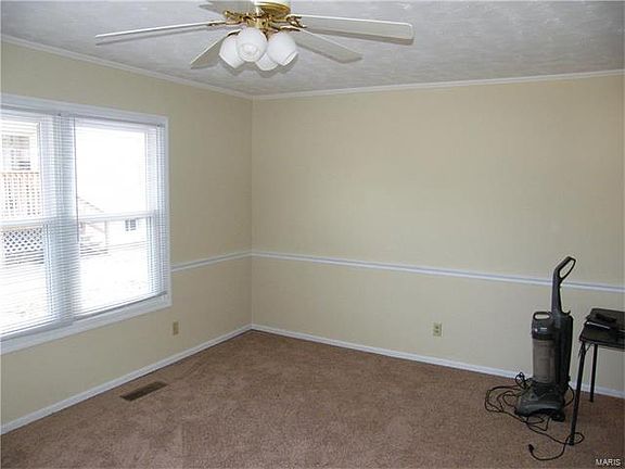 5th image of 7184 Wellington Ct