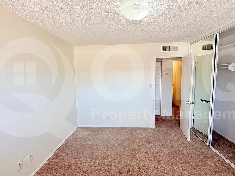 7302 E Lewis Ave — Photo 11