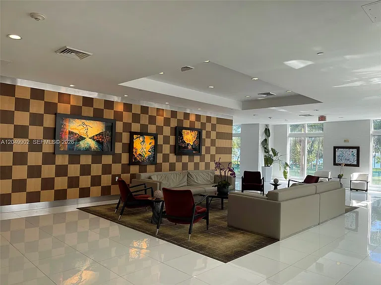 1800 N Bayshore Dr #3310 — Photo 20