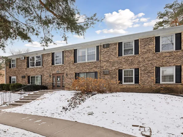 806 Old Settlers Trl APT 7, Hopkins, MN 55343