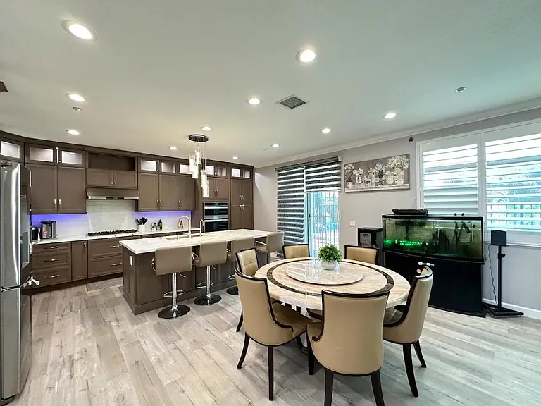 11496 Bridgeway Dr — Photo 28