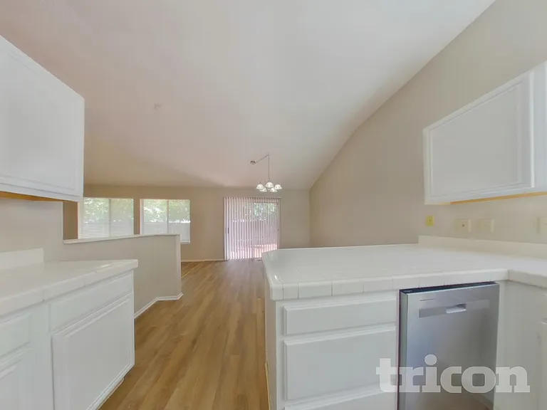 8840 Sopwith Blvd — Photo 6