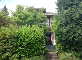 423 30th Ave, Seattle, WA 98122