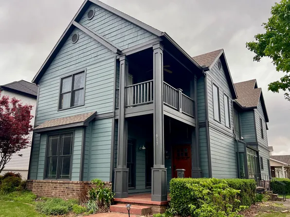 917 NE Arleta Gdns, Bentonville, AR 72712