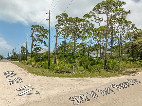 3rd image of 600 W Bay Shore Dr