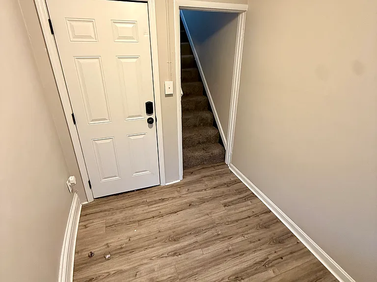 2023 Greenup St #3 — Photo 14