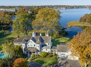 129 Nearwater Ln, Darien, CT 06820