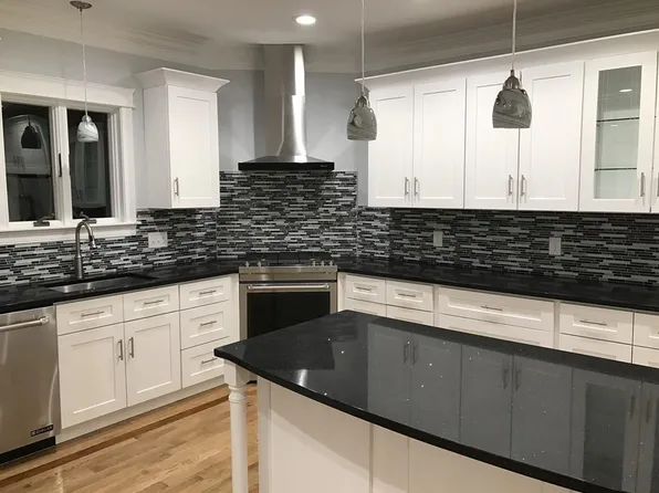 430 Broadway #3, Cambridge, MA 02138