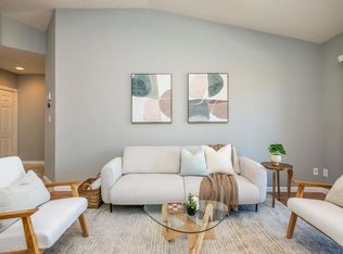 405 Stoney Point Way UNIT 96, Oceanside, CA 92058