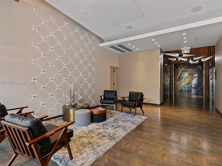 3250 NE 1st Ave #545 — Photo 58