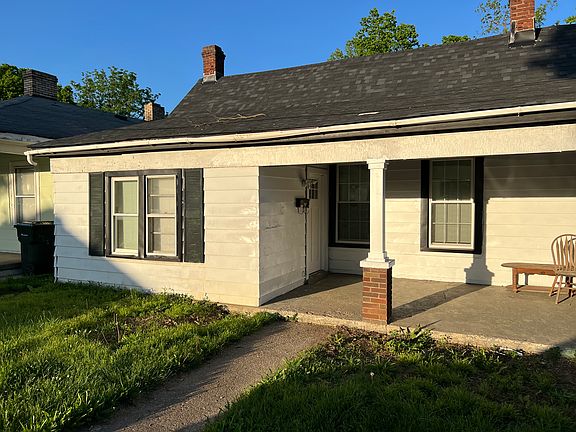 2nd image of 841 Bennett Ave #A