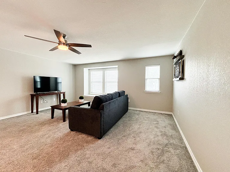 8134 Emmeline Dr — Photo 54