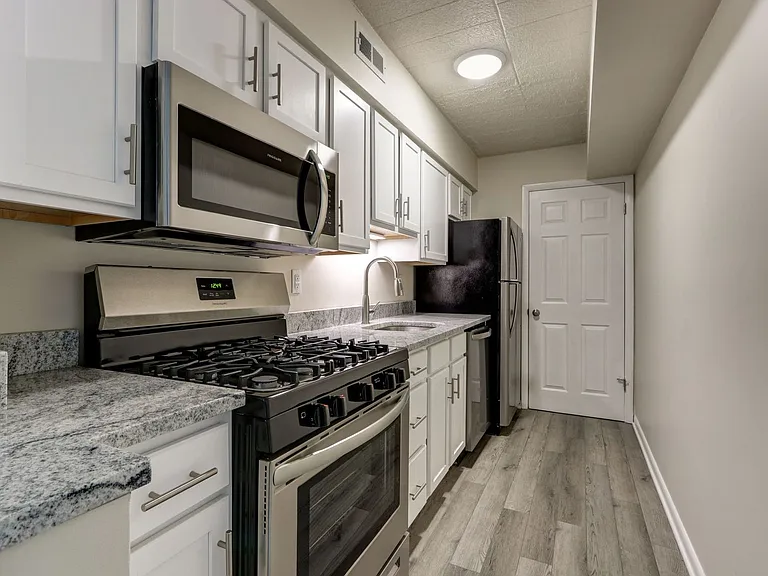 The Atwood Apartments — Photo 42