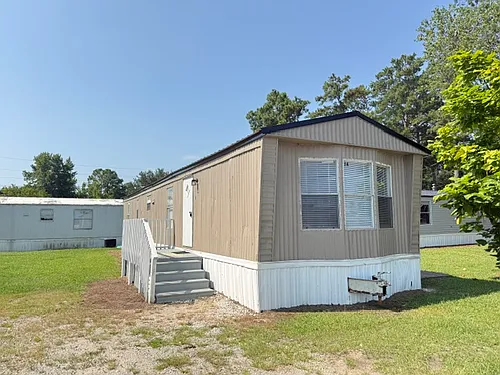 203 W Conyers Ave #4 Photo 1