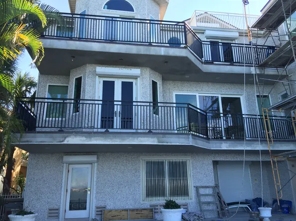 25 Sunset Bay Dr, Belleair, FL 33756