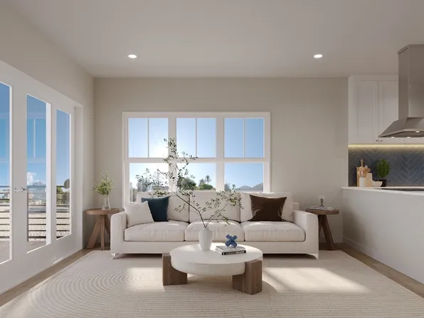 16 N End Blvd #12, Salisbury, MA 01952