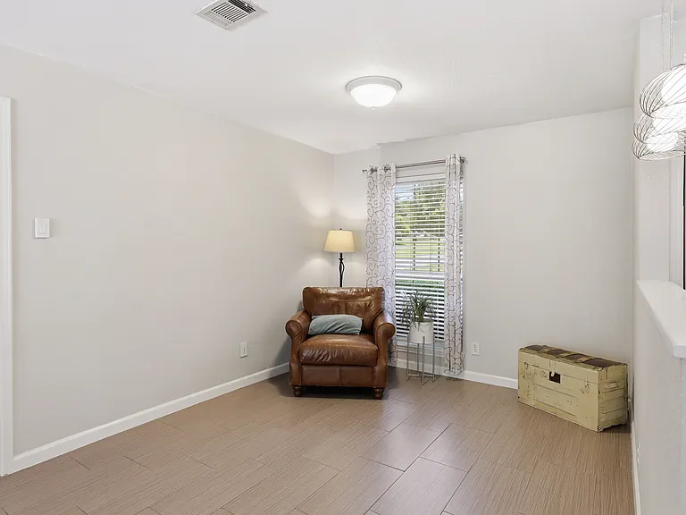 10355 Baronne Cir — Photo 10