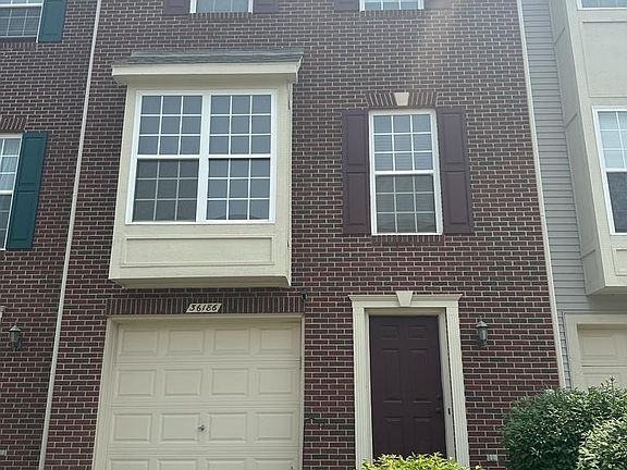 3rd image of 36186 Dominion Cir