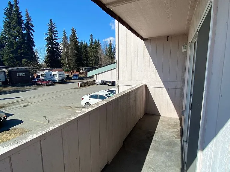 2329 Eureka St — Photo 7