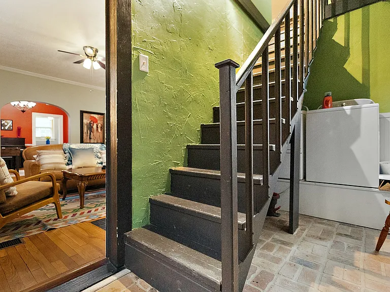 1733 Myrtle St — Photo 23