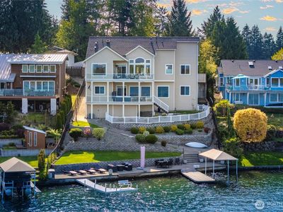 5009 Jenks Point Way E, Lake Tapps, WA, 98391