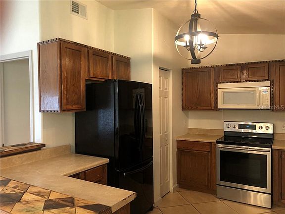 5th image of 2777 Brierdale Dr