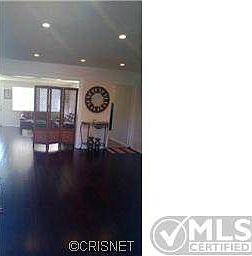5th image of 22053 Victory Blvd