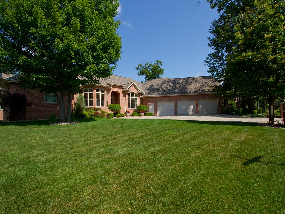 1st image of 2106 W Muirwood Dr
