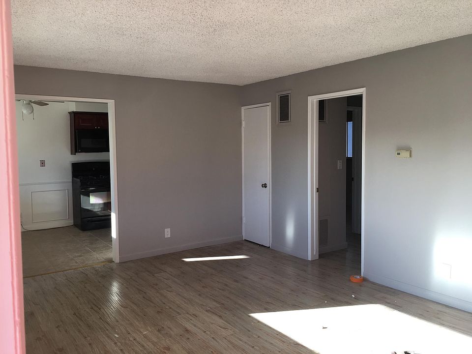 1st image of 2244 Montrose Ave #4