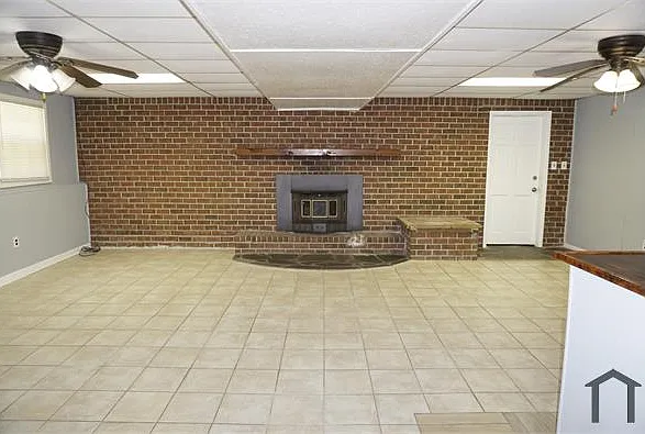 1303 Burbank Trl — Photo 40