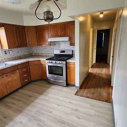 4th image of 7703 E 50th St