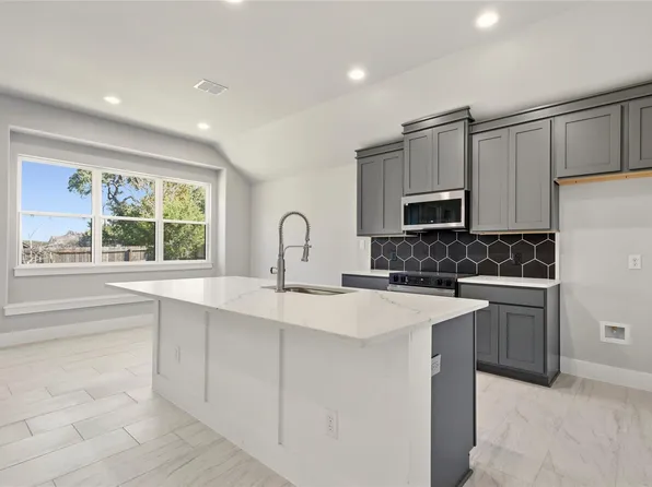 4 Cedar Valley Ct, Wimberley, TX 78676