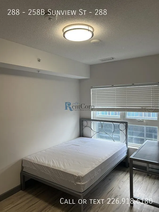 Building Photo - 288 Sunview St #288-258B