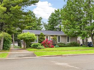 28 Southland Dr, Moncton, NB E1A 5E3