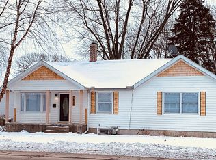 2628 4th St, Peru, IL 61354