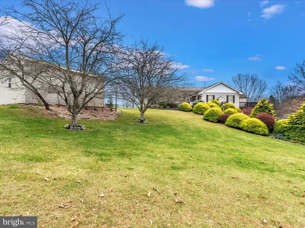 8 Diane Trl, Fairfield, PA 17320