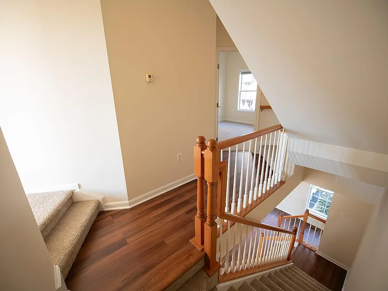 1431 N Scott St — Photo 15