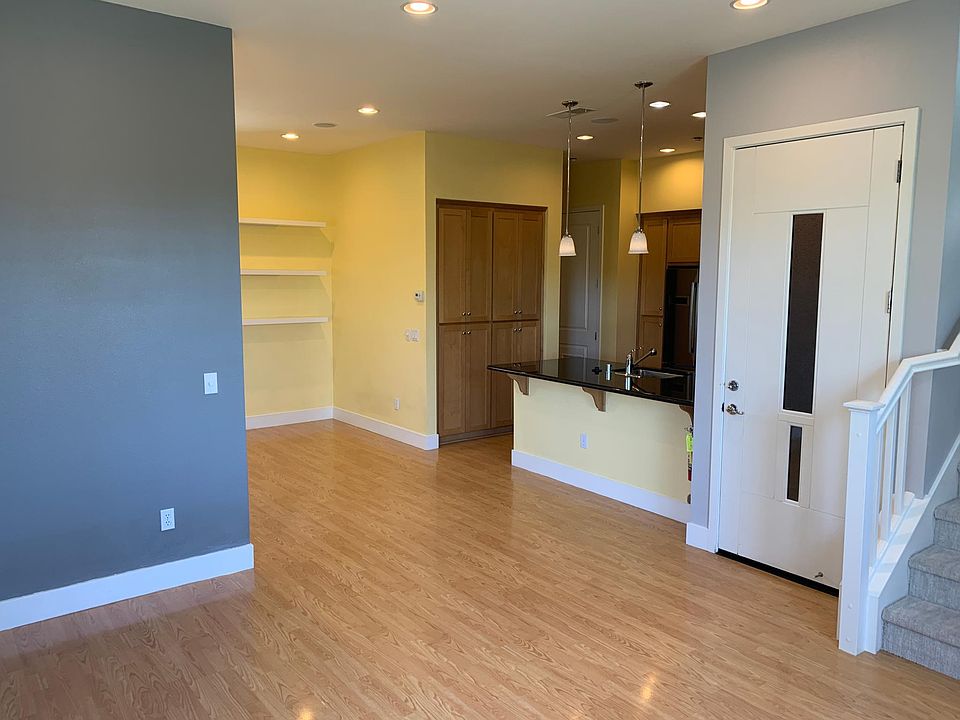 1st image of 3769 Klamath Ln