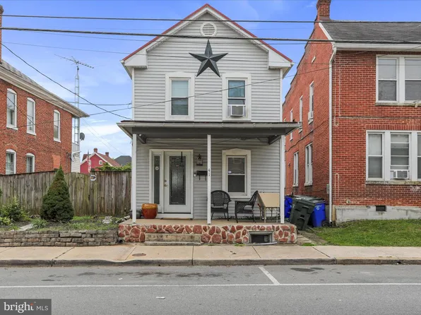 41 Fairground Ave, Hagerstown, MD 21740