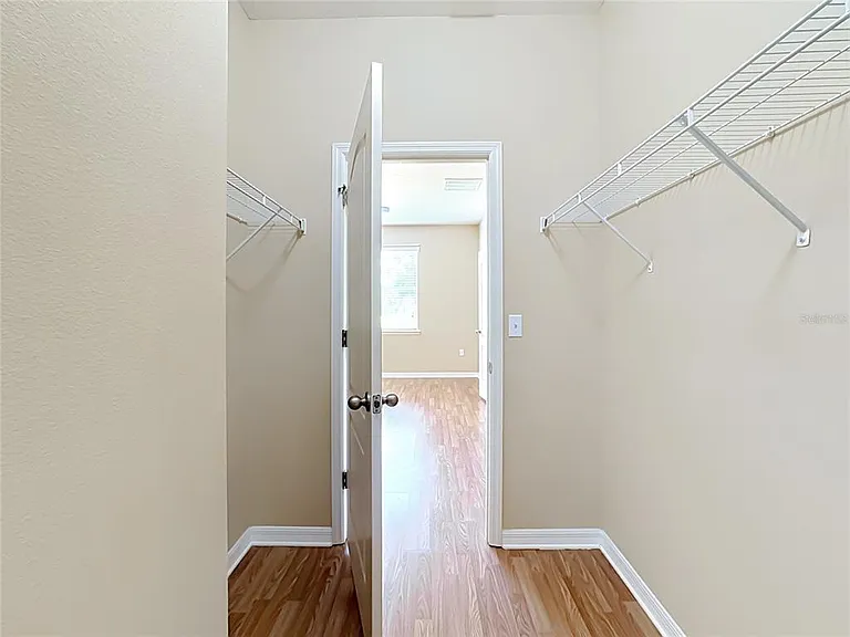 7434 Surrey Pines Dr — Photo 24