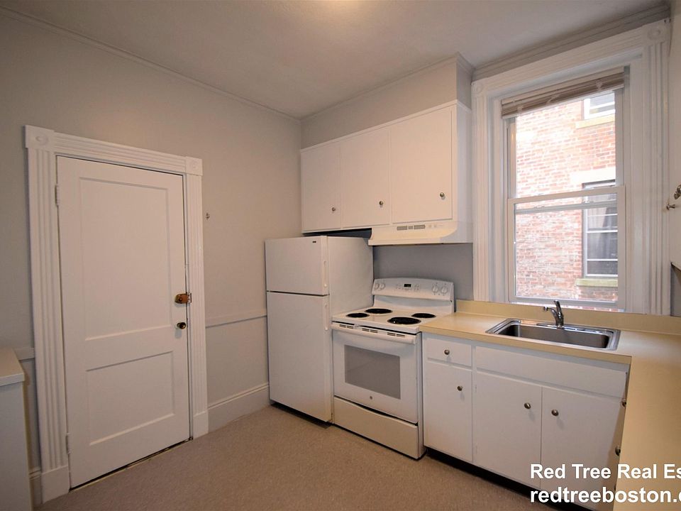 1st image of 93 Marion St #U3