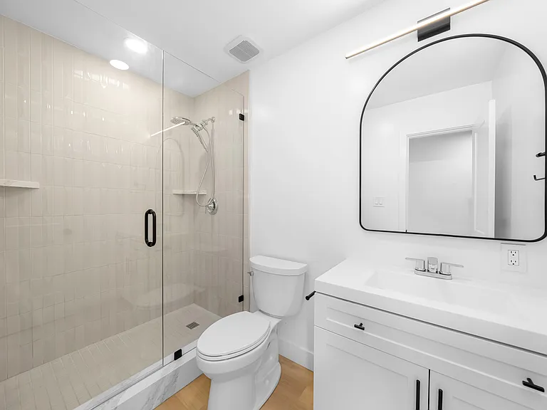 2256 Albatross St #4 — Photo 7