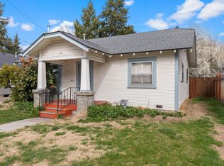 37 Tripp St, Medford, OR 97504