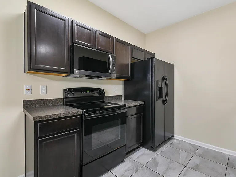 266 Moultrie Village Ln — Photo 14