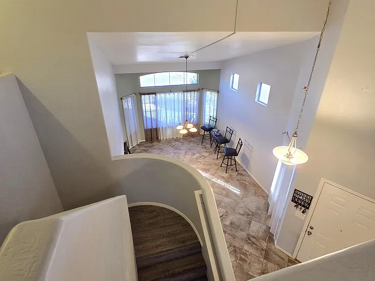 1734 E Pontiac Dr — Photo 19