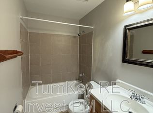 3270 Allspice Ct #1, Aurora, IL 60504