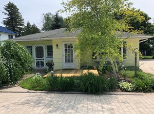 1266 Center St, Cheboygan, MI 49721