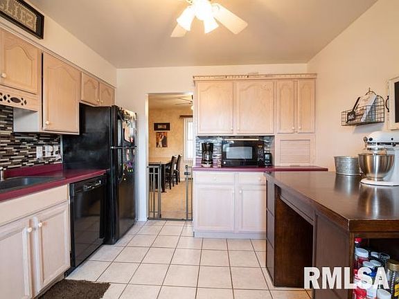 4th image of 3623 N Gale Ave