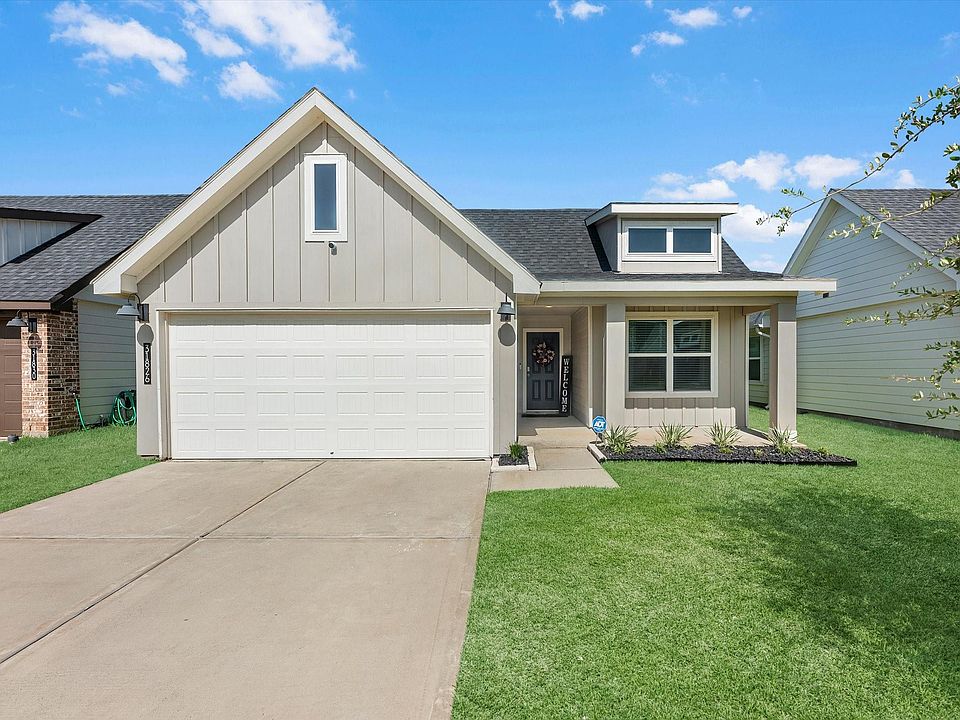 1st image of 31826 Whittis Hill Way