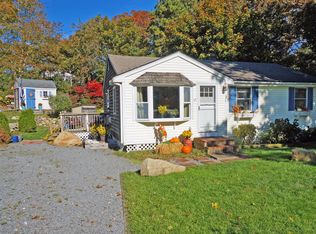 15 Wall St, Bourne, MA 02532